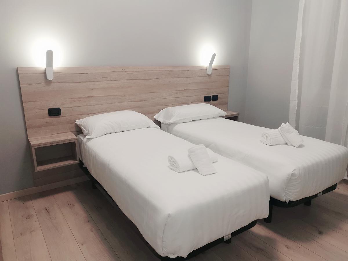 Miu Hotel Милан Экстерьер фото